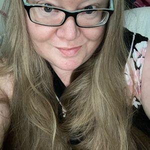 Meet your Posher, Jeni